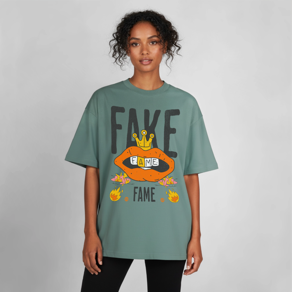 Fake Fame Design T-Shirt - Grüner Bucht