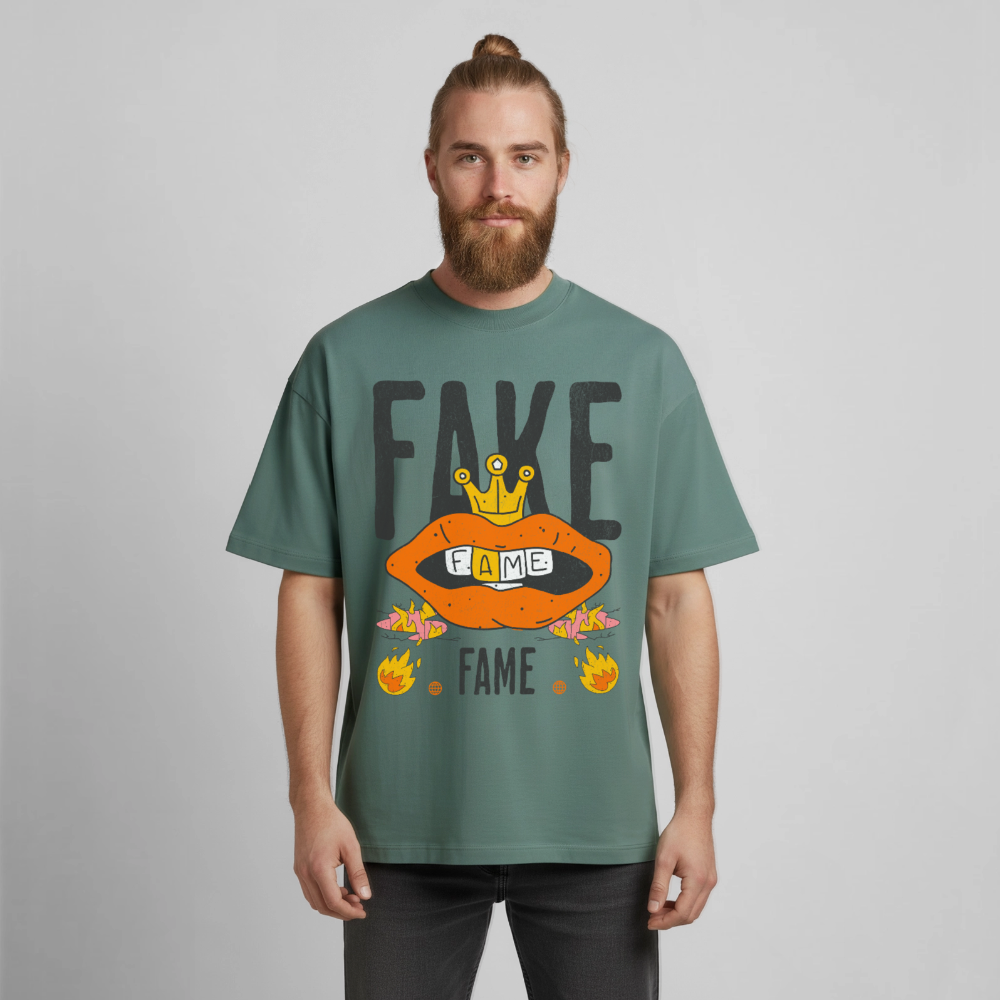 Fake Fame Design T-Shirt - Grüner Bucht