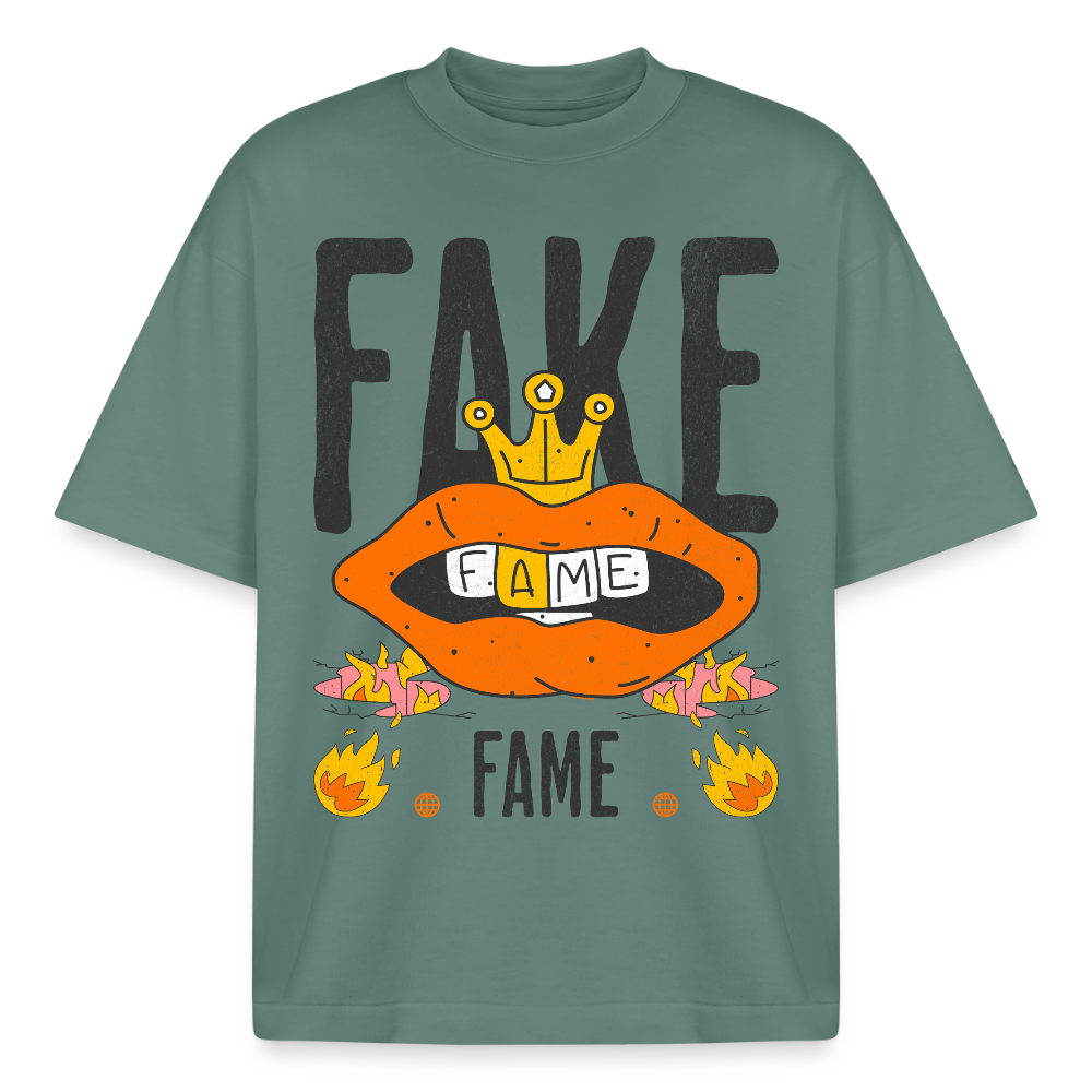 Fake Fame Design T-Shirt - Grüner Bucht