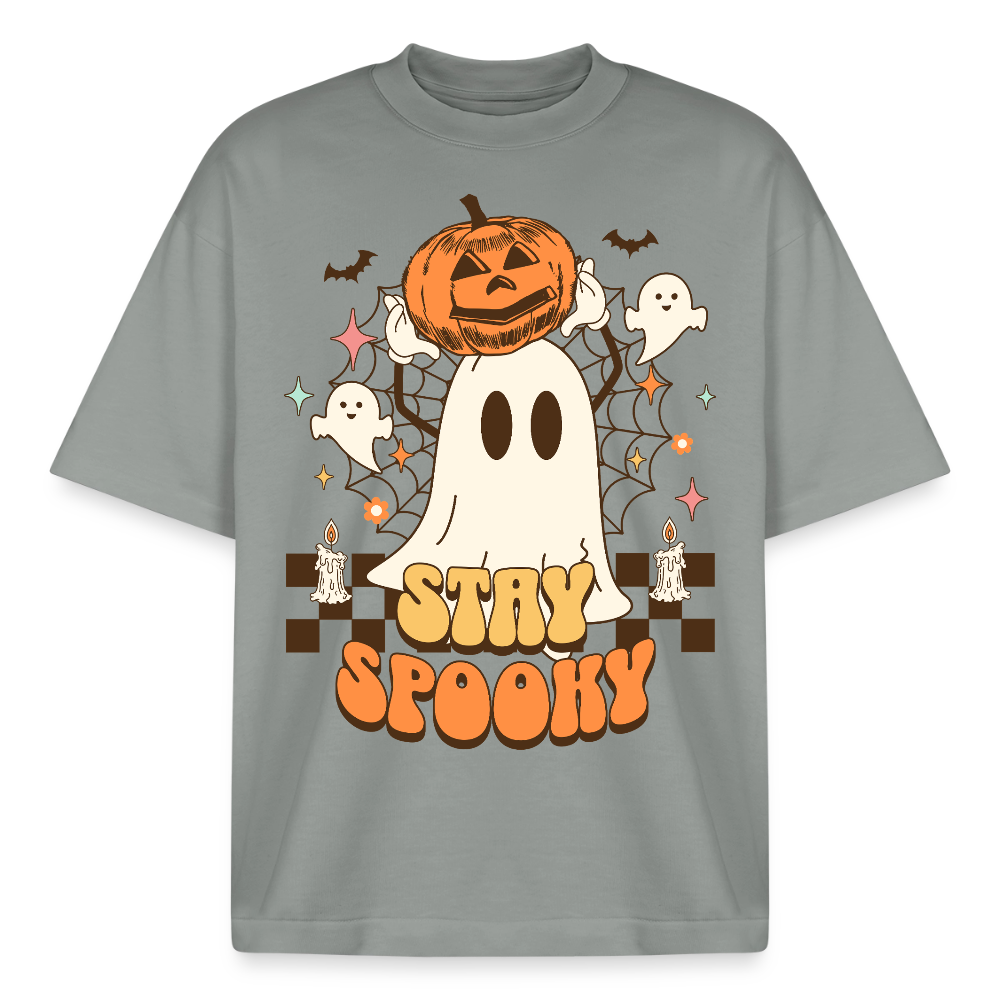 Graues T-Shirt mit Stay Spooky Halloween Motiv, Geist und Kürbis