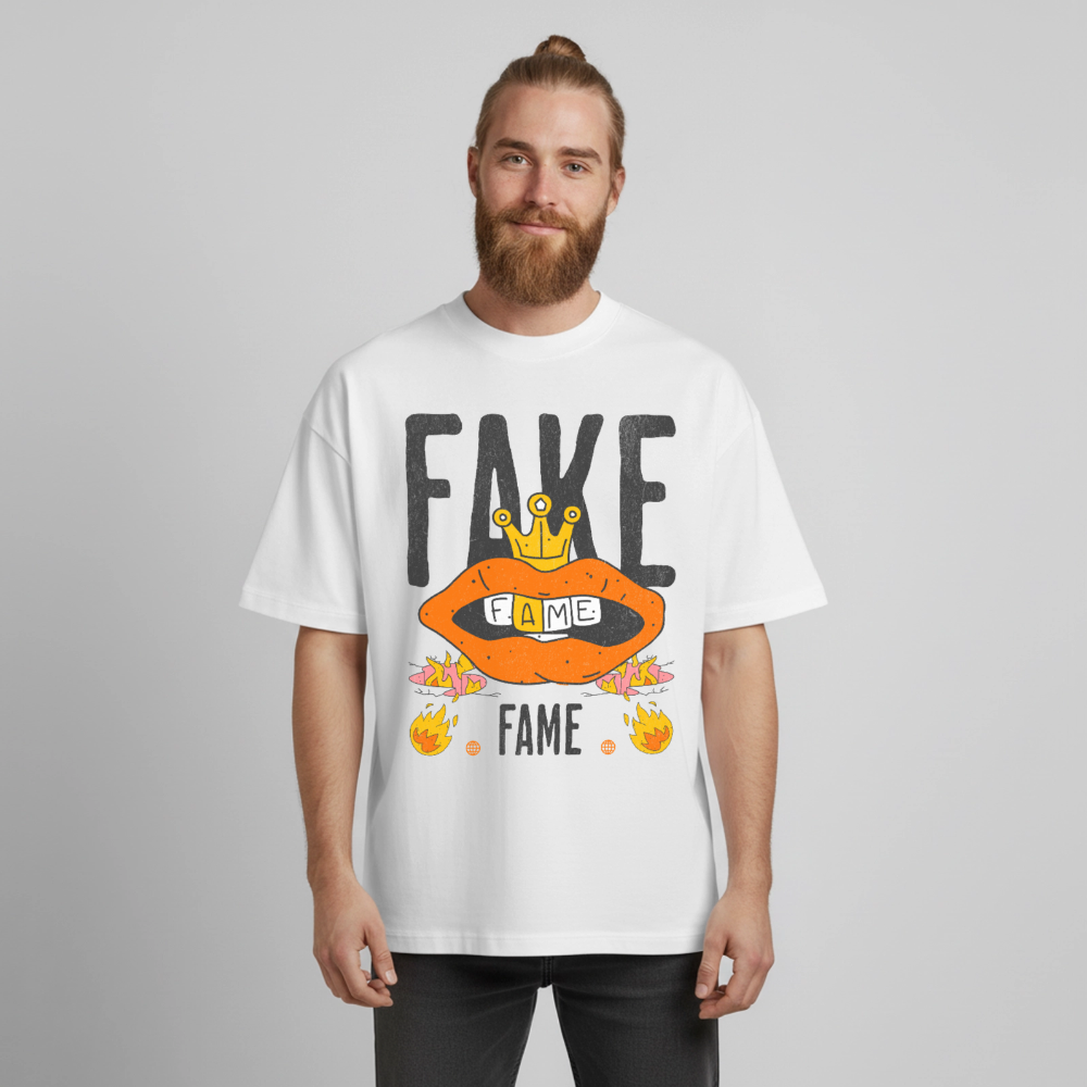 Fake Fame Design T-Shirt - Weiß